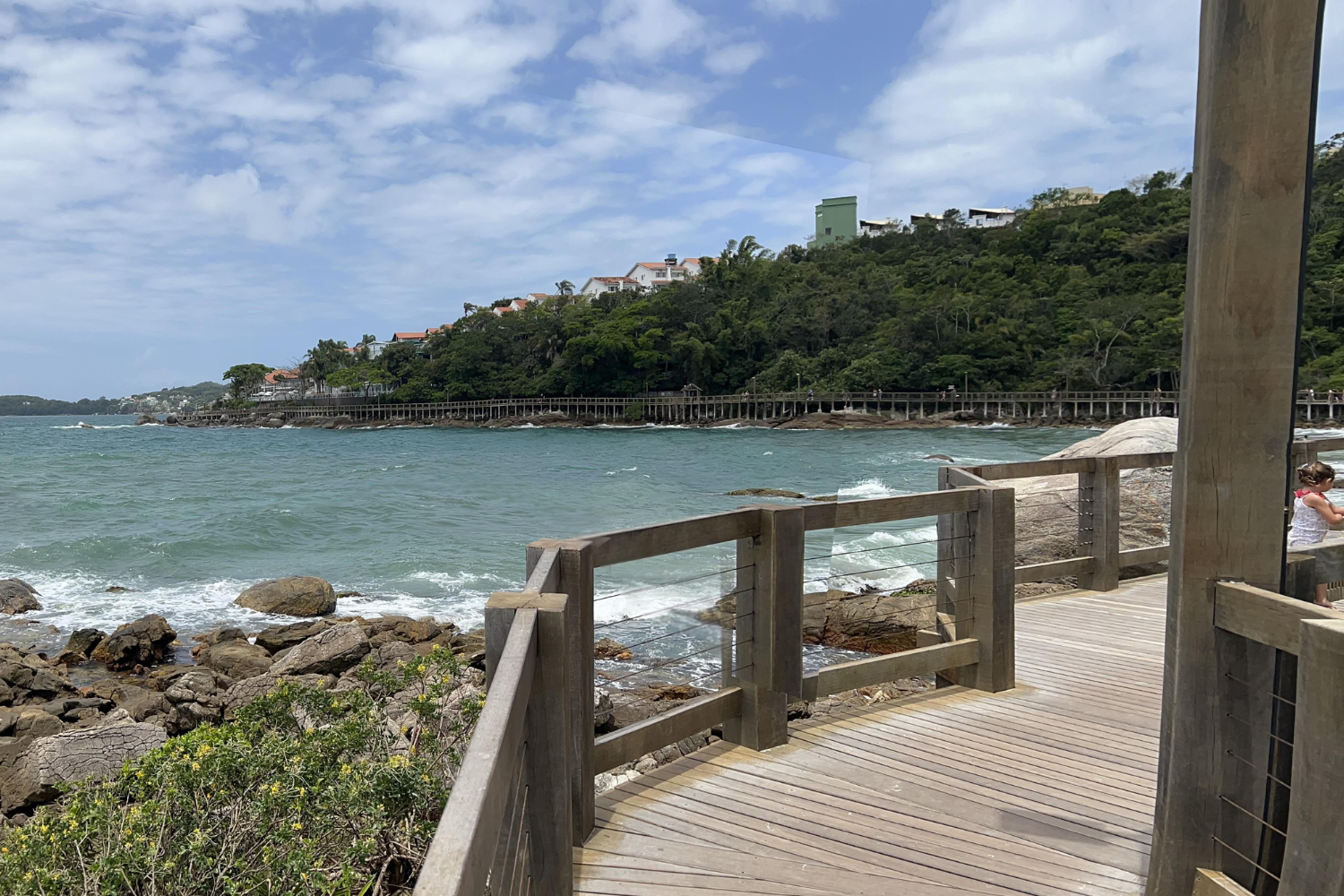 Bombinhas: O Paraíso Catarinense com as Praias Mais Belas do Brasil